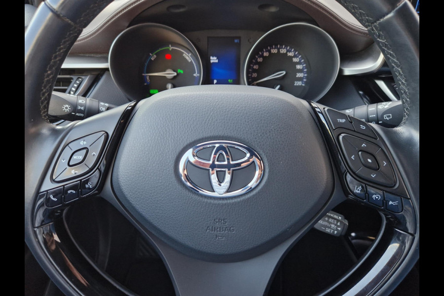 Toyota C-HR 1.8 Hybrid Executive Automaat | Stoelverwarming | Clima | Cruise | DAB | Camera | Navi |