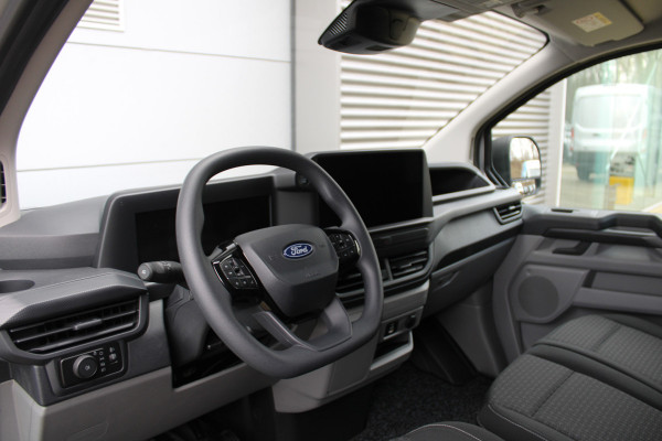 Ford Transit Custom 320 2.0 TDCI L2H1 Limited 170pk - 2x Schuifdeur - Adaptive Cruise - Verwarmd stuur - Blind spot - Navigatie - Camera - Draadloos