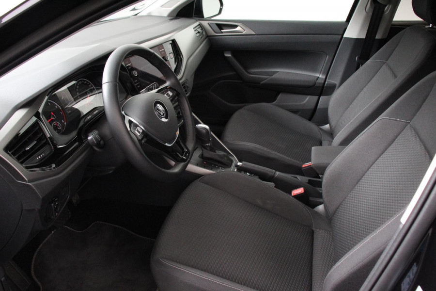 Volkswagen Polo 1.0 TSI DSG Comfortline Plus | Navigatie | App Connect/Apple Carplay/Android Auto | Climate control | Cruise control | Stoelverwarming |