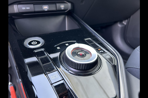 Kia Niro EV DynamicLine 64.8 kWh Automaat | € 2.000 Subsidie | Navi | Camera | Parkeersensoren | Clima