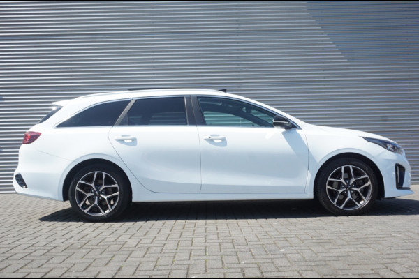 Kia Ceed Sportswagon 120PK GT-Line SCHUIFDAK | CARPLAY | CAMERA | STOEL/STUURVERW.