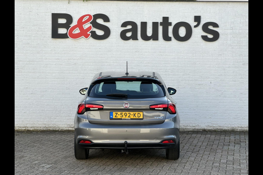 Fiat Tipo 1.4 Mirror Navigatie Clima Cruise 4 Seizoenen banden Stoelverwarming