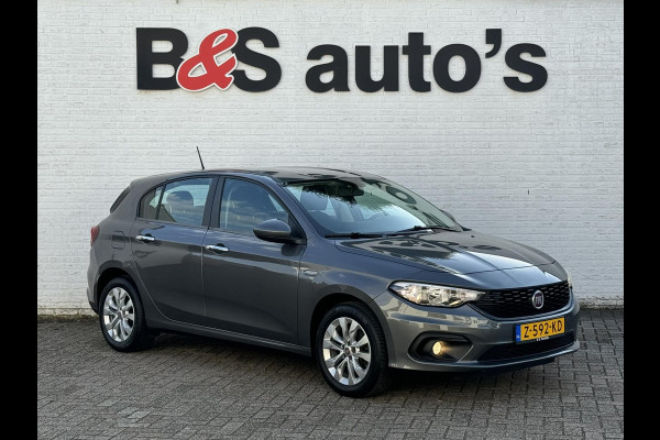 Fiat Tipo 1.4 Mirror Navigatie Clima Cruise 4 Seizoenen banden Stoelverwarming