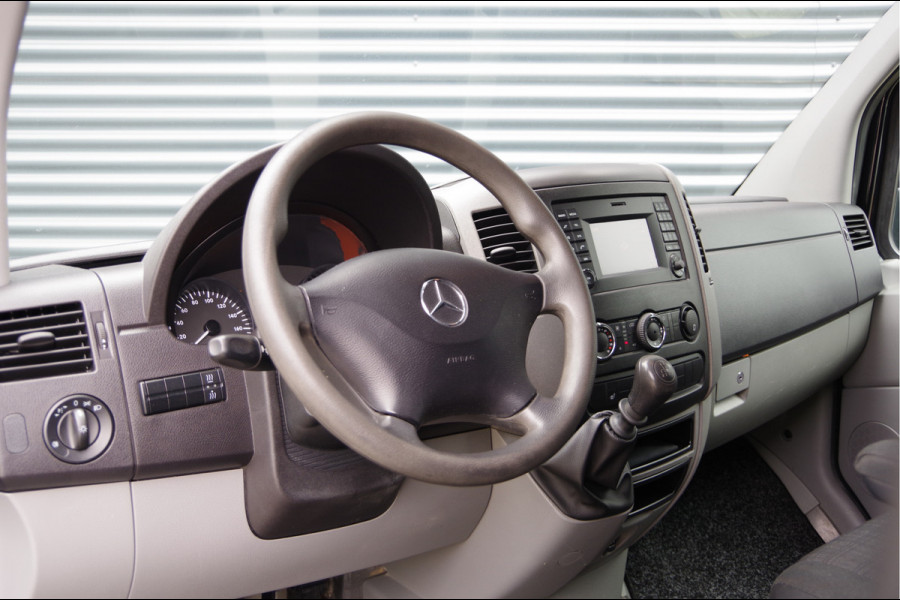 Mercedes-Benz Sprinter 316 2.2 35 L1H1 XENON, CAMERA, NAVI, AIRCO, STANDKACHEL, STOELVERWARMING, TREKHAAK 3500KG TREKHAAK MOGELIJK