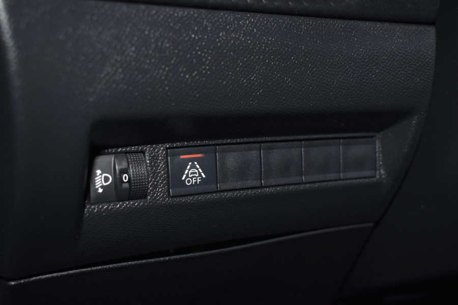Peugeot 2008 1.2 PureTech 130PK Allure Pack Carplay | Camera | Incl. garantie