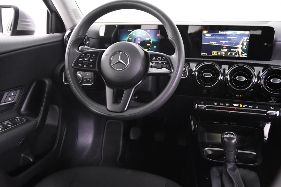 Mercedes-Benz A-Klasse 160 *Navigatie*Camera*Keyless*