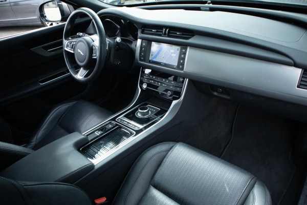 Jaguar XF Sportbrake 2.0d Prestige Panoramadak Leder