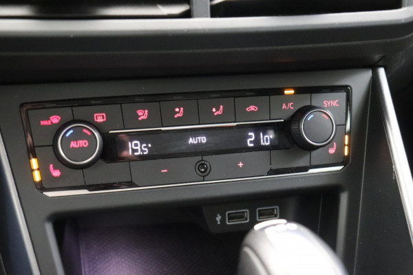 Volkswagen Polo 1.6 TDI Highline Automaat - Carplay, Clima