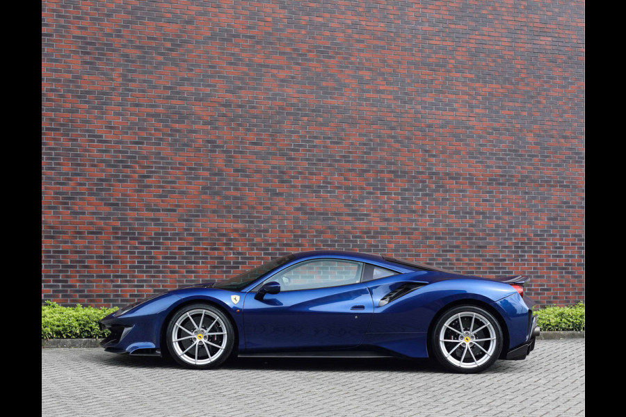 Ferrari 488 3.9 Pista *Tour de France*Two Tone*