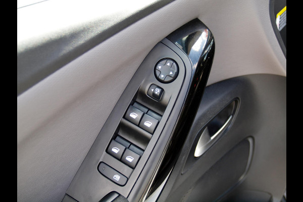 Citroën Grand C4 Picasso 1.2 PureTech Business | 130 PK | 7 Persoons | Apple Carplay | Cruise Control | Camera | Nieuwe motor |