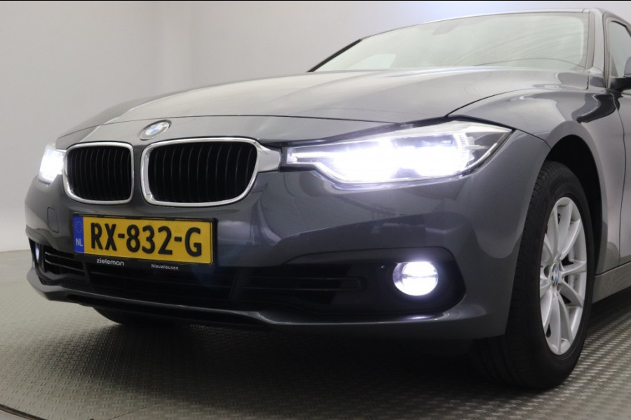 BMW 3 Serie 318i Sedan Executive Sport Automaat - Trekhaak, LED,