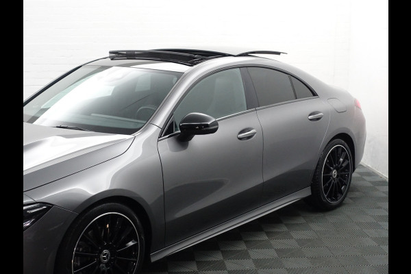 Mercedes-Benz CLA-Klasse 220 4MATIC AMG Edition 1 Aut- Burmester ISfeerverlichting I Panodak I Xenon Led I Camera