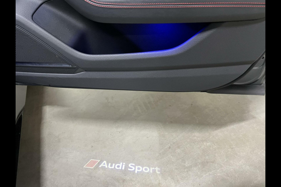 Audi RS6 Avant 4.0 TFSI Quattro Matgrijs Dynamic+ B&O 600PK