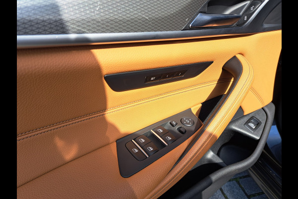 BMW 5 Serie Touring 520i High Executive Edition | Pano | Led | Digital Cockpit
