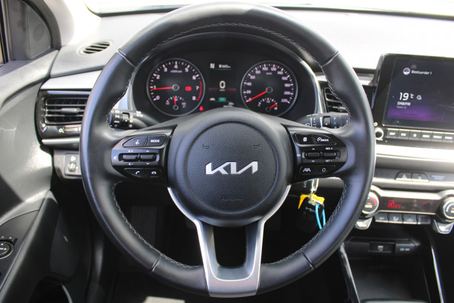 Kia Stonic 1.0 T-GDi MHEV DynamicLine Nav Pack | Airco | Camera | Navi | Cruise | 15"LM |