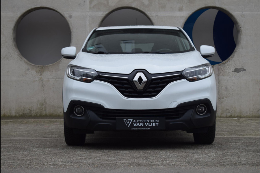 Renault Kadjar 1.2 TCe Limited | NAVIGATIE | TREKHAAK | ALL SEASON BANDEN |