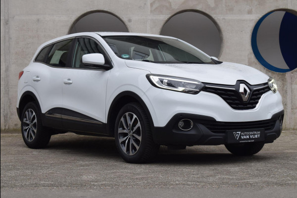 Renault Kadjar 1.2 TCe Limited | NAVIGATIE | TREKHAAK | ALL SEASON BANDEN |