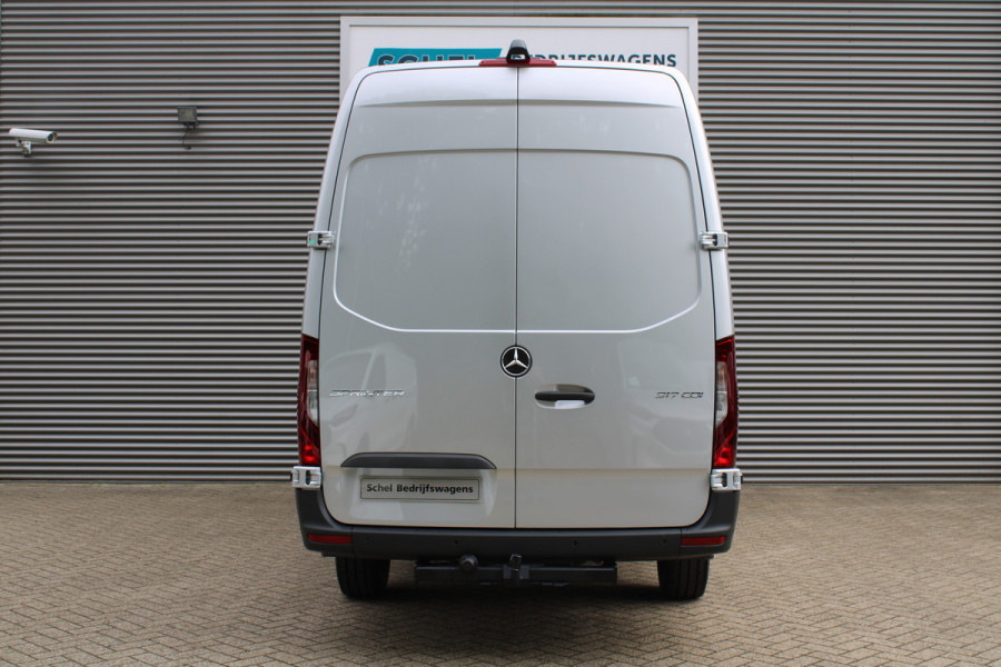 Mercedes-Benz Sprinter 317CDI L3H2 - 10" Mbux Navi - LED - Betimmering - Camera - Trekhaak - Geveerde stoel - Blind spot - Rijklaar