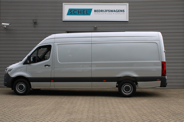 Mercedes-Benz Sprinter 317CDI L3H2 - 10" Mbux Navi - LED - Betimmering - Camera - Trekhaak - Geveerde stoel - Blind spot - Rijklaar