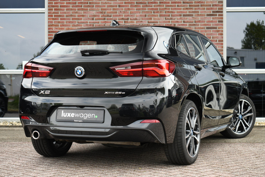 BMW X2 xDrive25e 220pk M-Sport ACC Camera El-Klep 19inch Shadowline