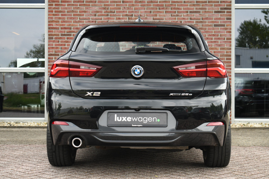 BMW X2 xDrive25e 220pk M-Sport ACC Camera El-Klep 19inch Shadowline