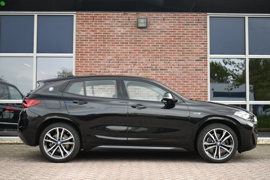 BMW X2 xDrive25e 220pk M-Sport ACC Camera El-Klep 19inch Shadowline