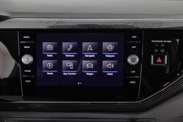 Volkswagen Polo 1.0 TSI Life 95 pk Automaat (DSG) | Navigatie via App | Parkeersensoren (Park assist) | Autom. airco | Stoelverwarming |