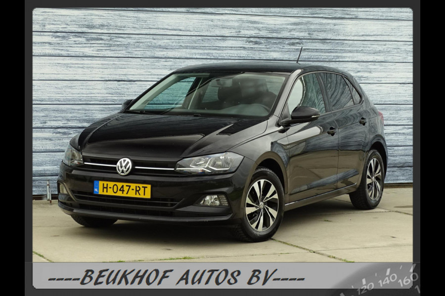 Volkswagen Polo 1.0 TSI Parkeersensor Carplay Navi Velgen