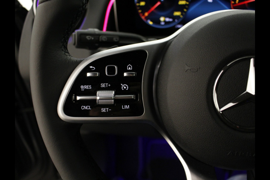 Mercedes-Benz Glb 200 Premium 7p. | Progressive Line | MBUX augmented reality | Mistlampen voor | Smarphone Integratie | Nu tijdelijk te financiëren tegen 3,90% rente (actie loopt t/m 15-5-2020)
