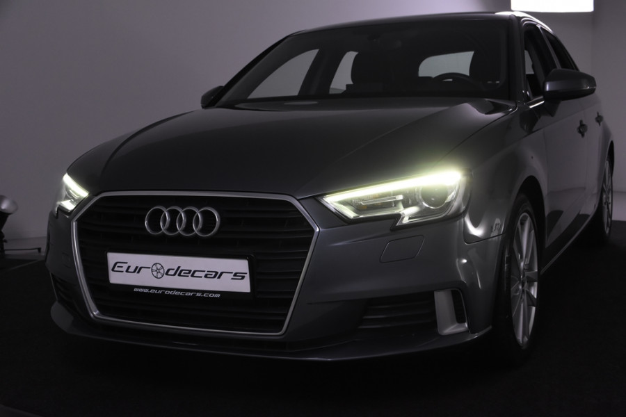 Audi A3 Sportback 35 TFSI Sport *Navigatie*Leer*Xenon*