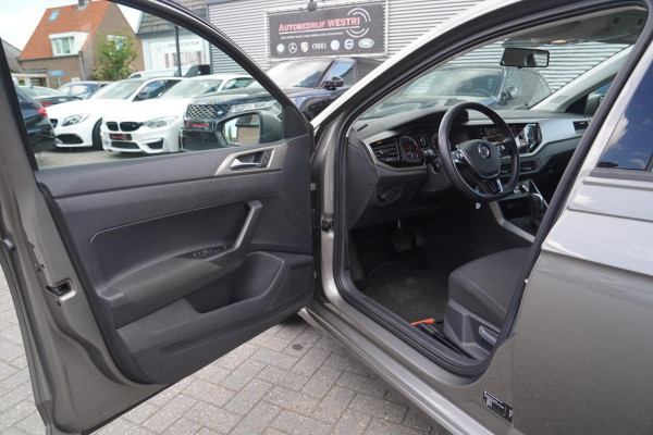 Volkswagen Polo 1.0 TSI Comfortline 5 deurs | Automaat | Airco | Navigatie touchscreen | APK 2026 | Cruise control | incl. btw |