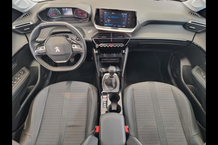 Peugeot 208 1.2 PureTech Blue Lease Allure | Apple Carplay/Android Auto | Bluetooth | LED Lampen | Parkeersensoren achter