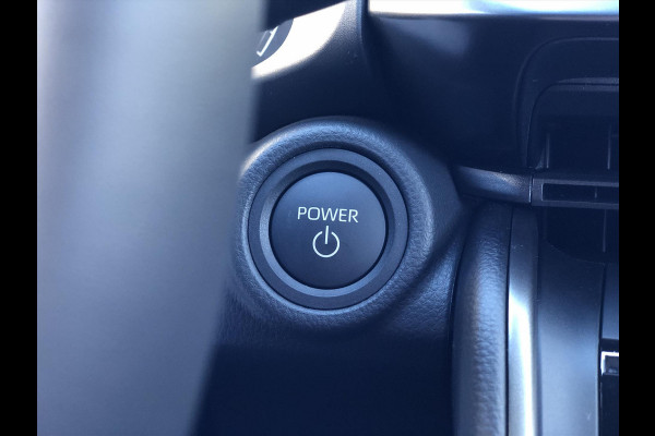 Toyota C-HR 1.8 Hybrid 140pk First Edition | Nieuw model, Smart connect, Dodehoekherkenning, 360 camera, 18 inch, Elektrische achterklep