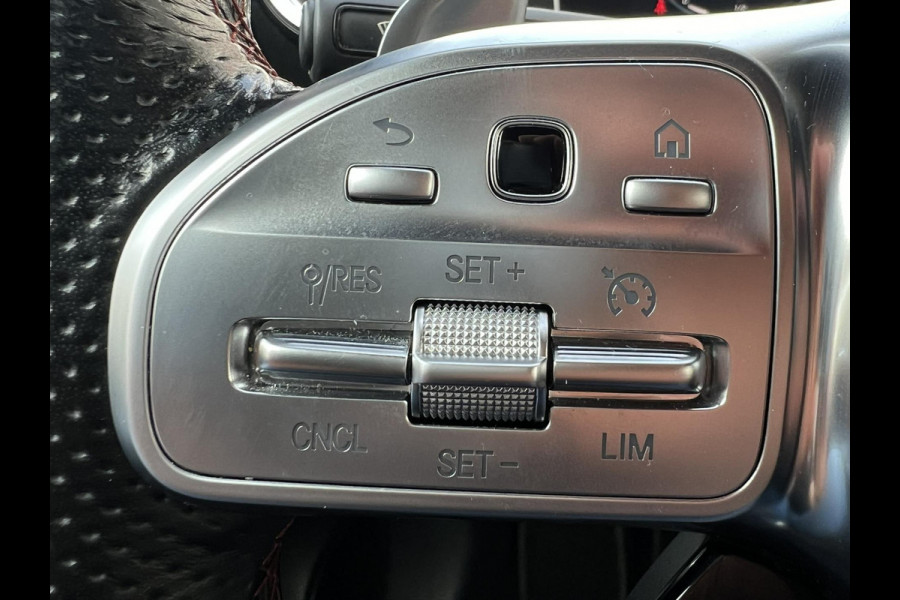 Mercedes-Benz A-Klasse AMG 35 4MATIC 306 PK!! Keyless Cruise Led verlichting AchteruitCamera Carplay Dynamic select