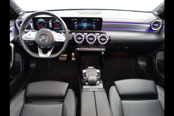 Mercedes-Benz A-Klasse 220 AMG Premium Edition Aut- Panodak I Burmester Audio I Sfeerverlichting I Leder Sport Interieur I Xenon Led I Camera