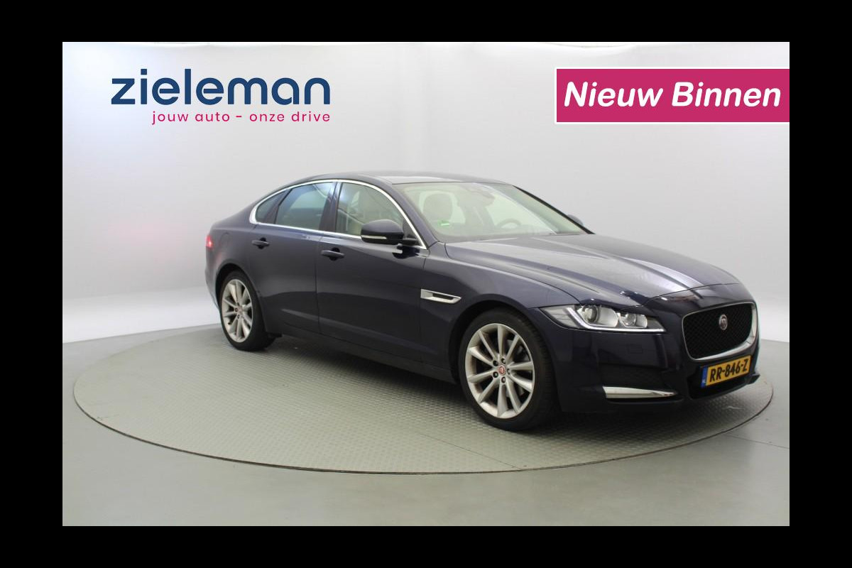 Jaguar XF 2.0D Portfolio Automaat - Leer, Camera, Stoelverw.