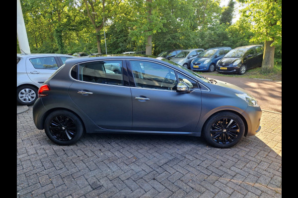 Peugeot 208 1.2 PureTech Allure 2E EIGENAAR|12MND GARANTIE|NL AUTO|LAGE KM STAND