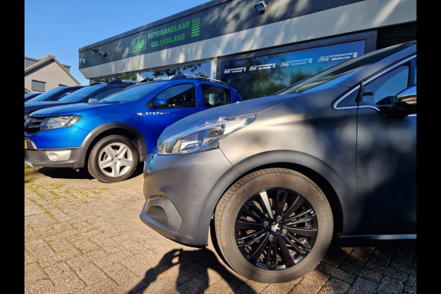 Peugeot 208 1.2 PureTech Allure 2E EIGENAAR|12MND GARANTIE|NL AUTO|LAGE KM STAND