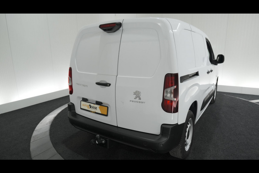 Peugeot Partner 1.5 BlueHDi 100 S&S L1 | Trekhaak | Camera | Parkeersensoren | Bluetooth Radio | Vloerplaat