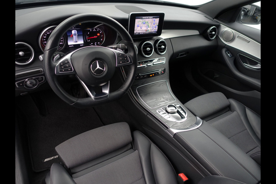 Mercedes-Benz C-Klasse Estate 180 AMG Night Edition Aut- Panodak I Xenon Led I Sfeerverlichting I Burmester I Stoelverwarming I Keyless