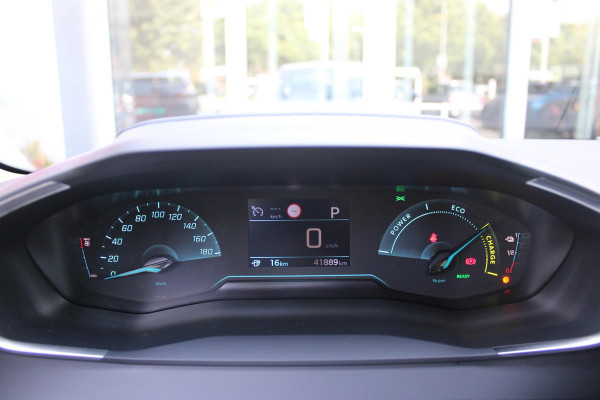Peugeot e-208 EV 50 kWh 136PK AUTOMAAT ACTIVE | NAVIGATIE 10" TOUCHSCREEN | 3-FASE | APPLE CARPLAY/ANDROID AUTO | CLIMATE CONTROL | CRUISE CONTROL | REGEN/LICHT SENSOR | KEYLESS START | DAB+ RADIO | €2000,- SUBSIDIE MOGELIJK! |
