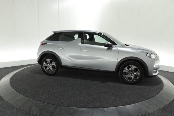 DS DS 3 Crossback PureTech 100 Montmartre | Parkeersensoren | Apple Carplay | Allseason Banden | Navigatie | Climate Control