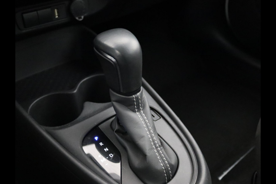 Toyota Aygo X 1.0 VVT-i AUTOMAAT BI-TONE CARPLAY NAVI GARANTIE TOT 12-2032 Bijna 2023.Camera. Safety sense.
