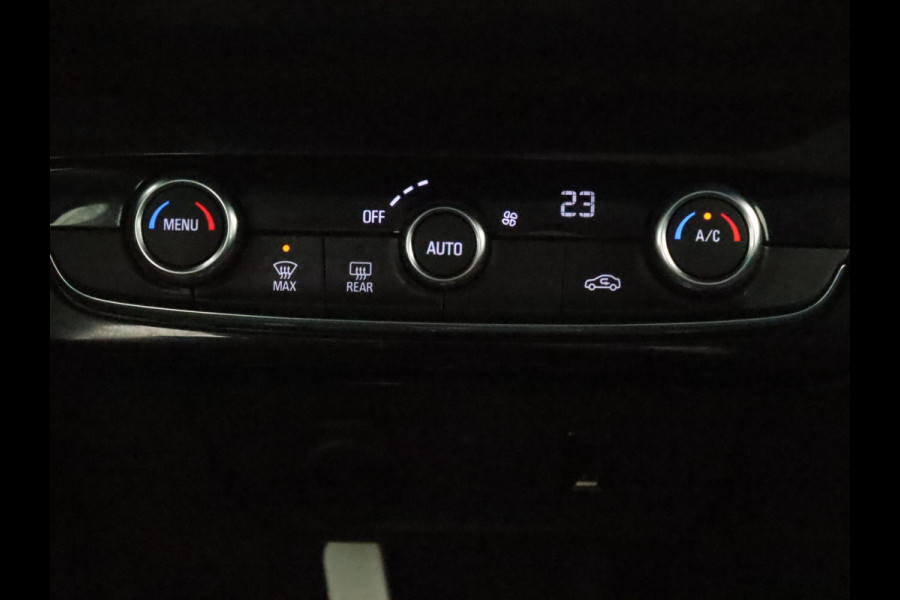 Opel CORSA-E Elegance 50 kWh EV Two-Tone | Apple Carplay & AndroidAUTO | Cruise control | Climate Control |