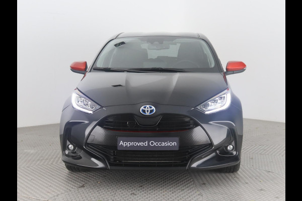 Toyota Yaris 1.5 Hybrid Black Edition | 10 JAAR GARANTIE! | Stoelverwarming | Apple CarPlay & AndroidAUTO | Camera