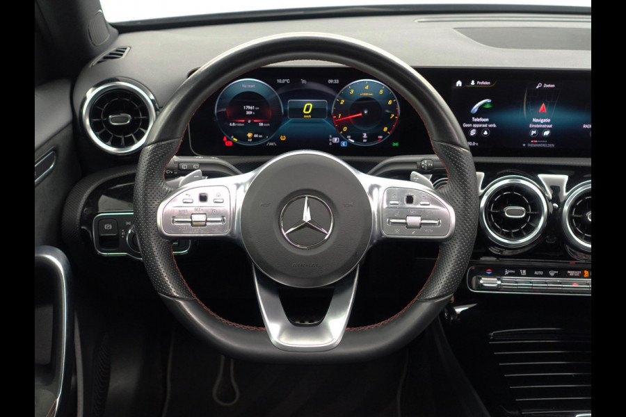 Mercedes-Benz A-Klasse 180 AMG Street Style Edition - Panoramadak I Aero Package I Xenon Led I Alcantara Sport Interieur