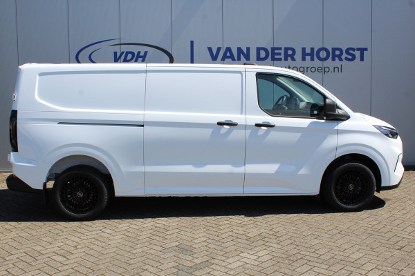 Ford Transit Custom 300 2.0-136pk EcoBlue L2H1 Trend. Overtuig u van de kwaliteiten van dit nieuwe model Ford Transit Custom ! Camera, LED koplampen, Cruise Control, Aut. Airco, App Connect, Winterpack.