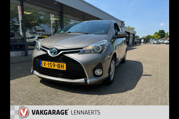 Toyota Yaris 1.5 Hybrid Trend (navi, a-camera, airco) Rijklaarprijs / 12 mnd garantie