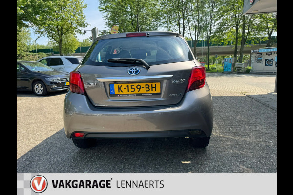 Toyota Yaris 1.5 Hybrid Trend (navi, a-camera, airco) Rijklaarprijs / 12 mnd garantie