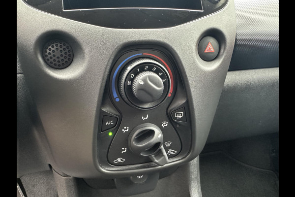 Toyota Aygo 1.0 VVT-i x-now 5 drs 1eEig|51dkm!|Airco|LED